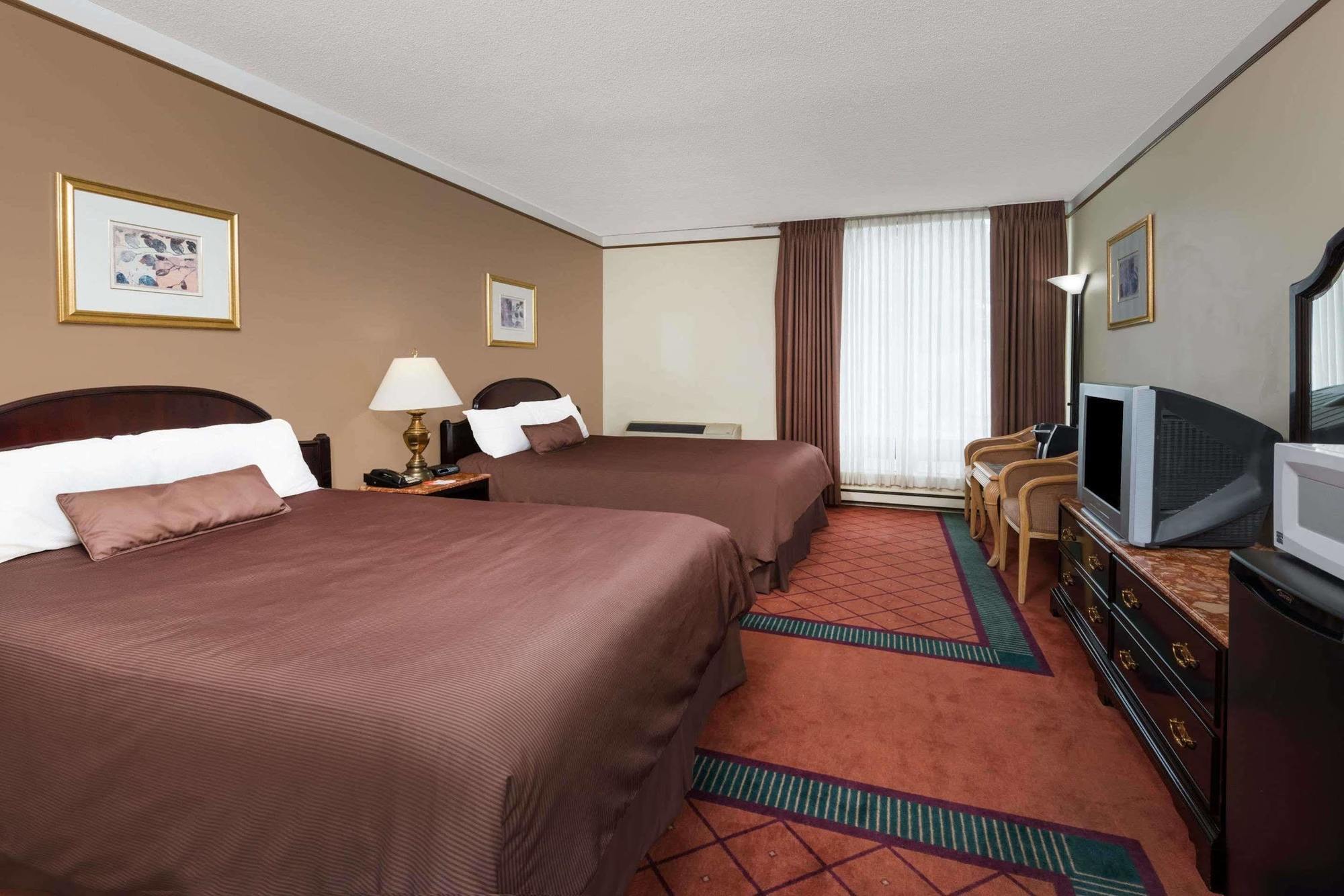 Surestay Plus By Best Western Windsor Eksteriør bilde