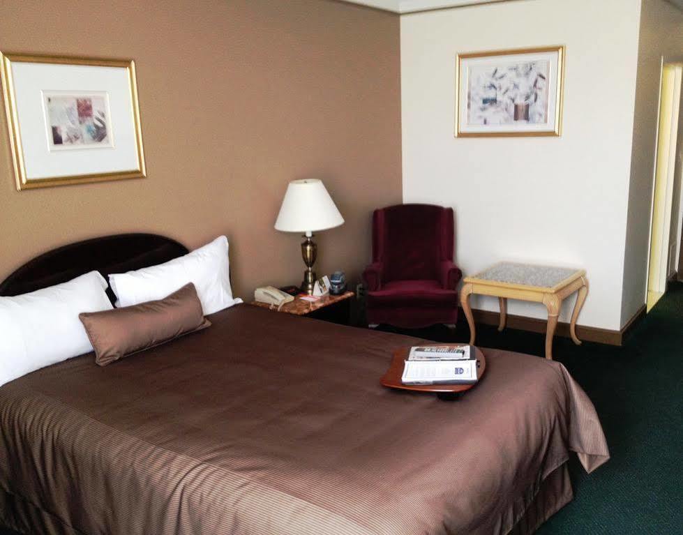 Surestay Plus By Best Western Windsor Eksteriør bilde