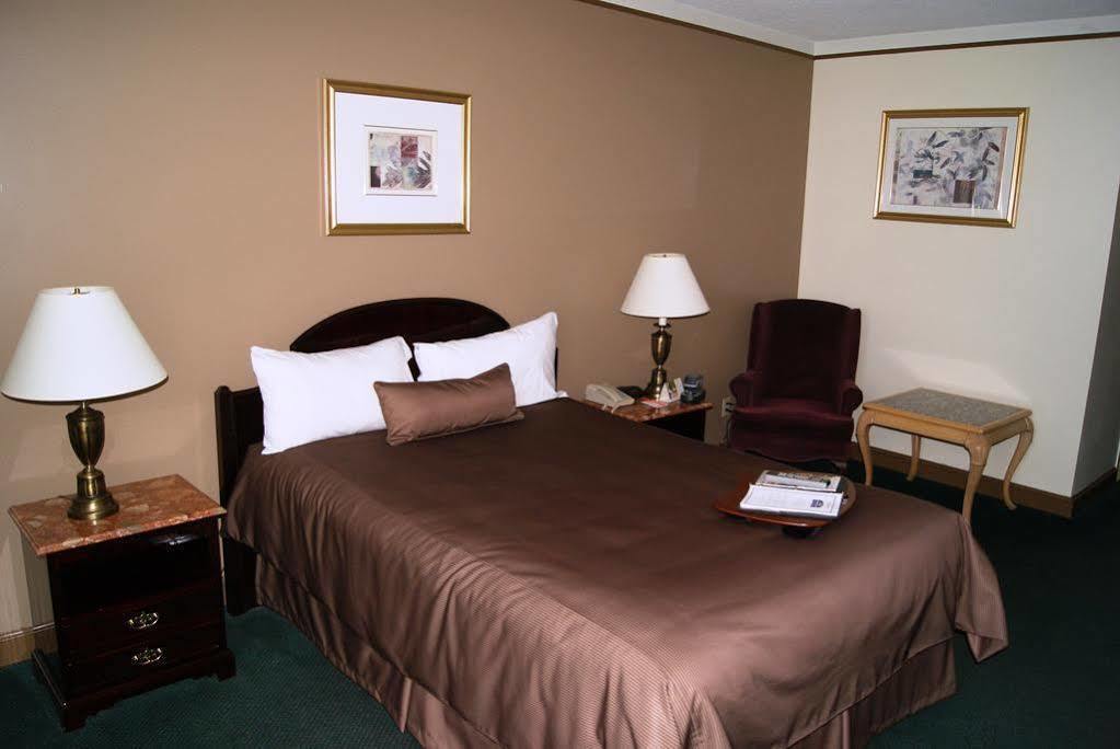 Surestay Plus By Best Western Windsor Eksteriør bilde
